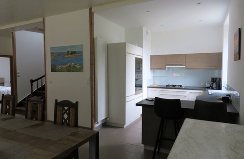 Cite House | Beautiful house completely renovated with garden, WIFI, 400m from the sea in ST QUAY-PERROS