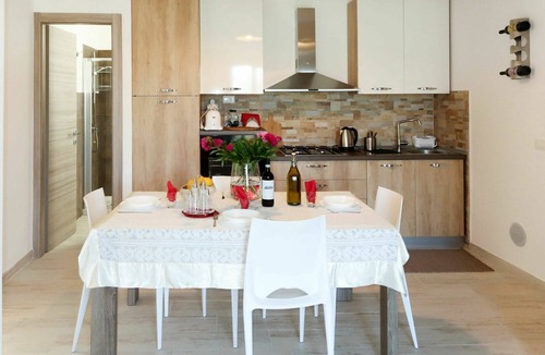 Villanova d'Albenga Apartment | Beautiful apartment for 6 guests with A/C, WIFI, TV and terrace
