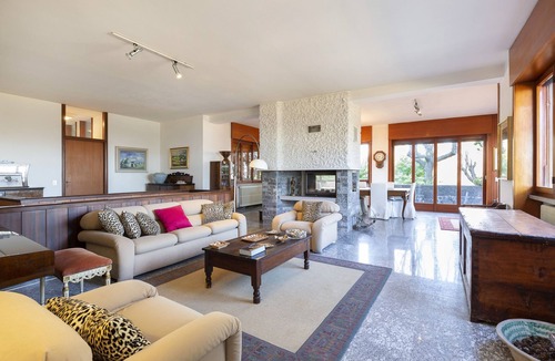 Montrigiasco Villa | Beautiful large villa amidst lush green nature! - Villa Tudor