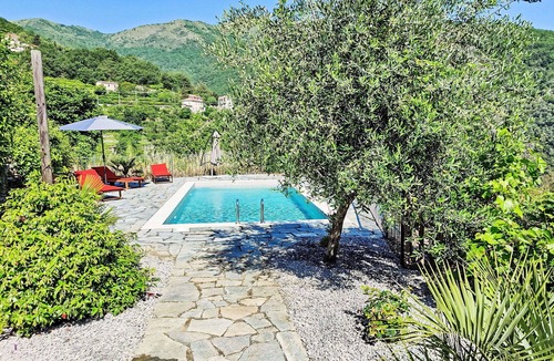 Prela House | Beautiful private villa for 6 people with pool, WIFI, TV, terrace and pets allowed