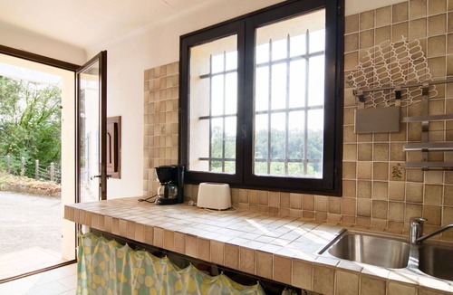 Chateaudouble House | Beautiful private villa for 6 people with private pool, TV and patio