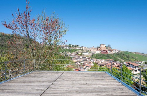 Castellinaldo Villa | Beautiful private villa with A/C, WIFI, private pool, TV, terrace, pets allowed and panoramic view
