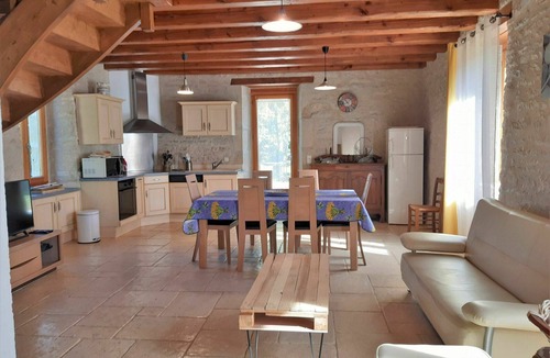 Pontcirq Villa | Beautiful private villa for 6 guests with private pool, WIFI, TV and terrace
