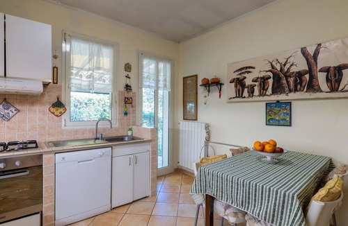 Artallo Villa | Beautiful private villa for 5 people with A/C, WIFI, TV, patio and panoramic view