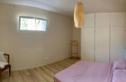 Cabannes Apartment | Beautiful renovated apartment in the countryside