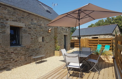Tredrez-Locquemeau House | Beautiful stone house entirely renovated