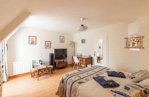 Quessoy Bed & Breakfast | Bed and breakfast, gourmet breakfast included, with a view of the estate's park!