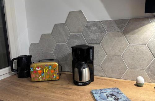 Saint-Remi Apartment | BedinReims elegant green bottle quiet and close to center free parking and wifi free ideal 5 à 9 Adultes