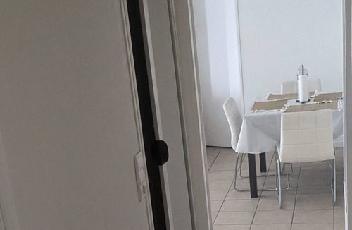 La Chapelle-Saint-Luc Apartment | Bel Appartement Sécurisé, Calme et Sans Vis-à-vis, Proche de Toutes Commodités