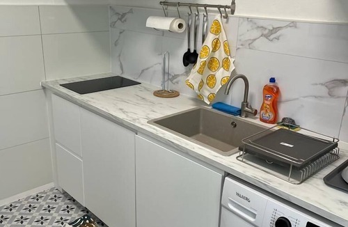 Devant-les-Ponts Apartment | Bel Appart Le Rousseau in Metz parking + free wifi + close to amenities
