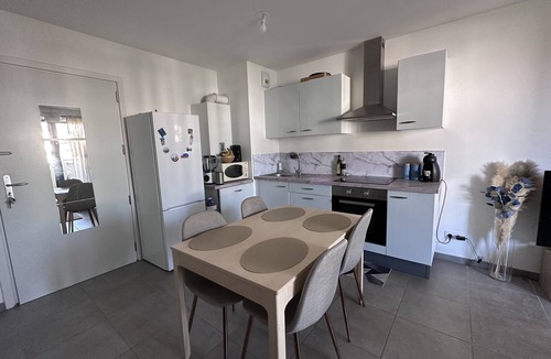Ban-Saint-Martin Apartment | Bel Appartement Entier à 5mn de Metz