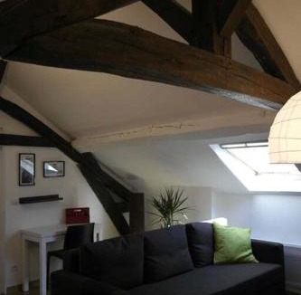 Nogent-l'Artaud Apartment | Bel F2 Nogent Gare sur place