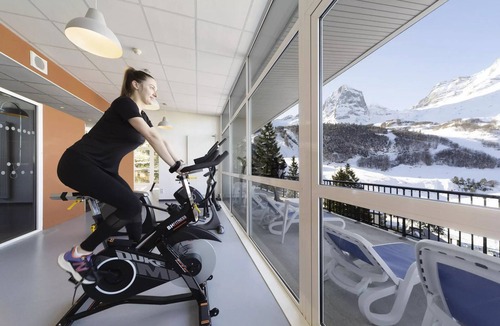 Eaux-Bonnes Hotel | Belambra Clubs Gourette - Lou Sarri - Half board - Classic Accommodation 1 Bedroom 2 Adults with balcony