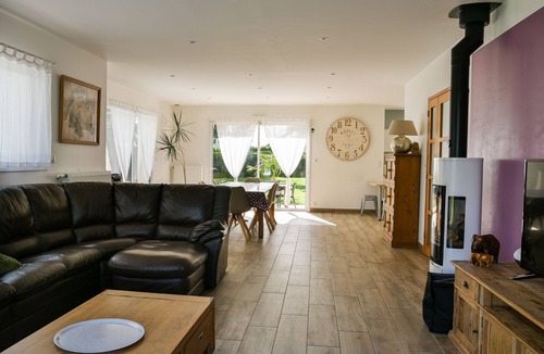 Bodilis House | Belle Maison Neuve Avec Piscine Couverte et Chauffée