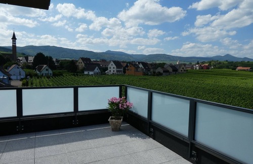 Bennwihr Apartment | BENNWIHR in ALSACE, between RIQUEWIHR, KAYSERSBERG and COLMAR