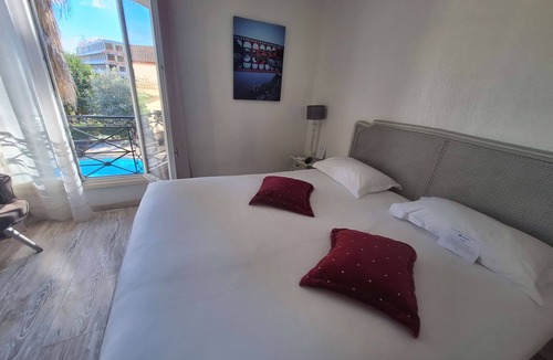 Route d'Arles Hotel | Best Western l'Orangerie