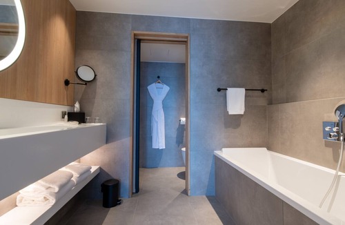 Centre Erlon Hotel | Best Western Premier Hôtel de la Paix