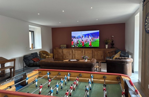 Irodouer House | Between St Malo and Rennes, large 12-bed house Chez Yvonne