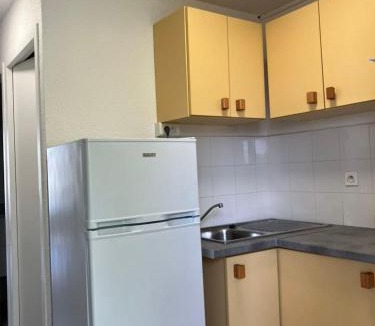 Bielle Apartment | Bielle, pyrénées atlantiques 64260, appartement neuf 38m2 4 pers avec piscine