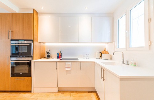 La Garde-Freinet Apartment | Bleu Indigo T2: Pool, AC, Parking, Central Location
