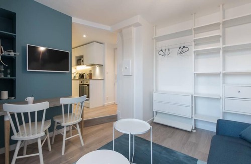 Croix Luizet Apartment | "Blue Dream" – Cozy, clean & stylish studio | Doua/INSA/CESI - Garage, WIFI