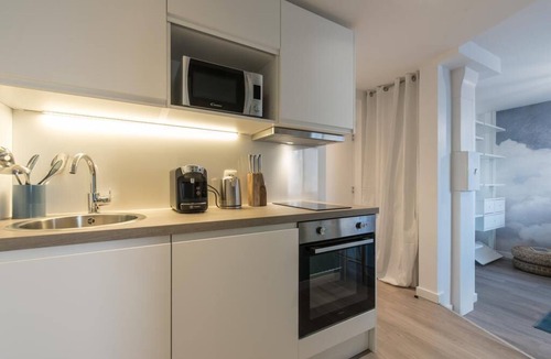 Croix Luizet Apartment | "Blue Dream" – Cozy, clean & stylish studio | Doua/INSA/CESI - Garage, WIFI