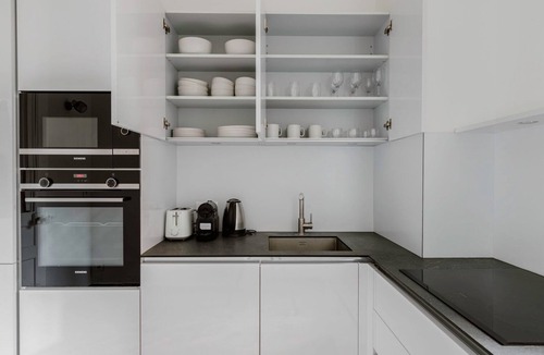 Quartier de Javel Apartment | Blueground | Commerce, near offices & shopping