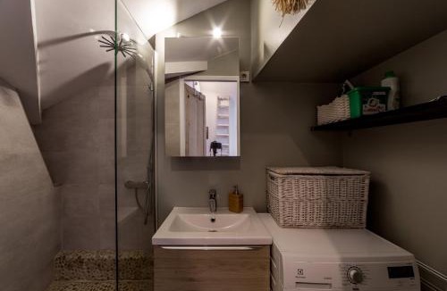 La Croix Rousse Apartment | BnGo l Le Perché de la Croix-Rousse l 4p, 2ch, 4ème étage sans ascenseur