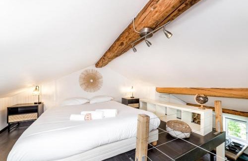 La Croix Rousse Apartment | BnGo l Le Perché de la Croix-Rousse l 4p, 2ch, 4ème étage sans ascenseur