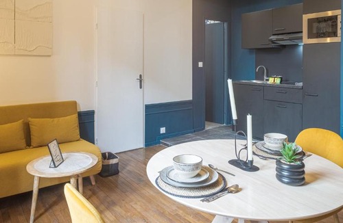 Troyes Apartment | BonAppart 12 - Charme Napoléonien & Confort - Climatisation