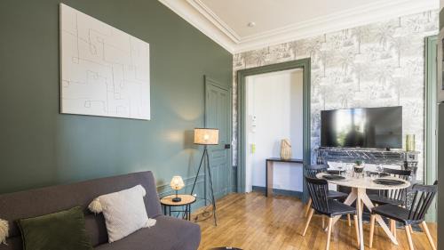 Troyes Apartment | BonAppart 13 - Charme Napoléonien & Confort - Climatisation