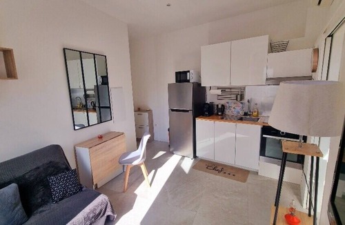 Saint-Roch Apartment | Brand new studio - Free Parking close
