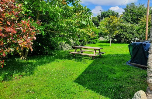Saint-Glen House | Breton farmhouse, many hiking trails, with the Emerald Coast 1/2h away
