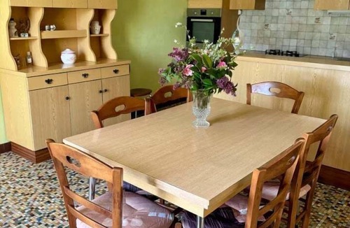 Tredaniel Apartment | Breton longhouse with garden in Trédaniel