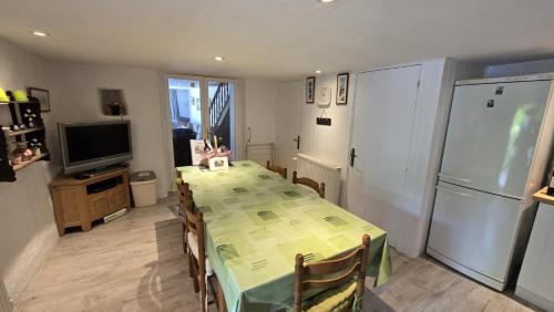 Guillac House | BRI56 - La Ville Hello