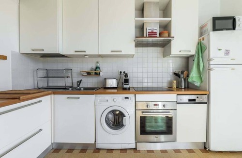 Riquier Apartment | Bright 2-bedroom apartment with balcony in the heart of the city