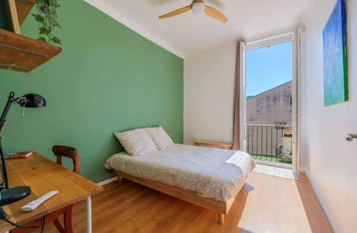 Riquier Apartment | Bright 2-bedroom apartment with balcony in the heart of the city