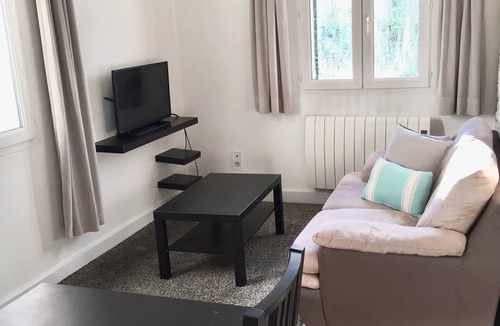 Sud Apartment | Bright 45m2 walk-through apartment