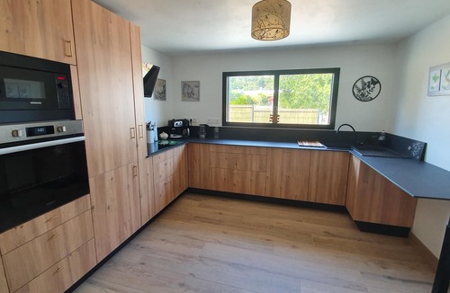 Planguenoual House | Bright and spacious family home near beach and marina