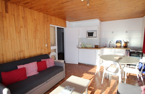 Chamrousse Apartment | Bright apartment for 5 in Chamrousse, close to slopes