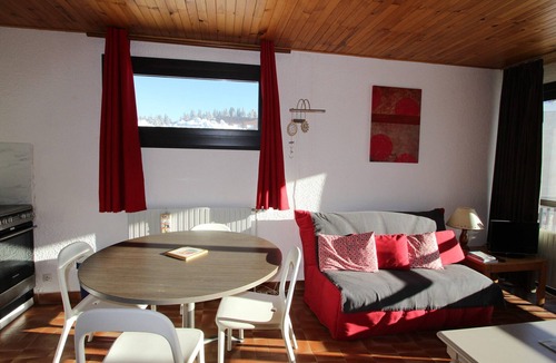 Chamrousse Apartment | Bright apartment for 5 in Chamrousse, close to slopes
