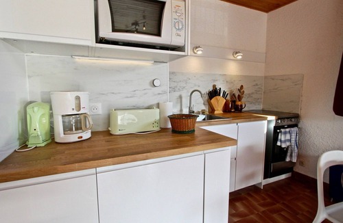 Chamrousse Apartment | Bright apartment for 5 in Chamrousse, close to slopes