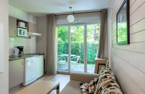 Ax-les-Thermes Apartment | Bright apartment with nature view 4 people