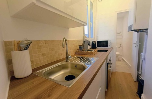 Reims Apartment | Bright apartment near the city center
