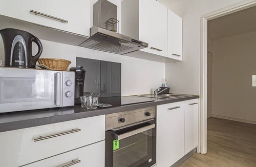 Laon Sud Apartment | Bright Apartment with WiFi in the Heart of Reims