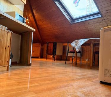 Saint-Gervais-les-Bains Apartment | bright, cozy, close to tramway du Mont blanc