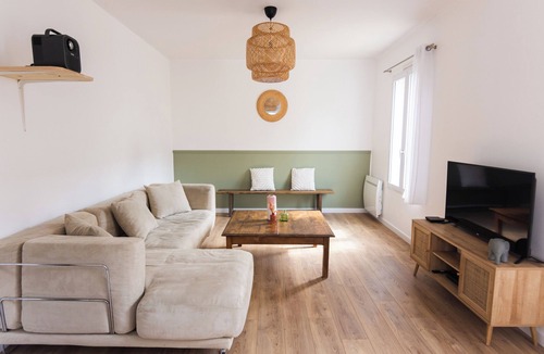 Sevremont House | Bright family home with terrace