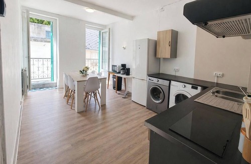 Lourdes Apartment | Bright Room - Centre