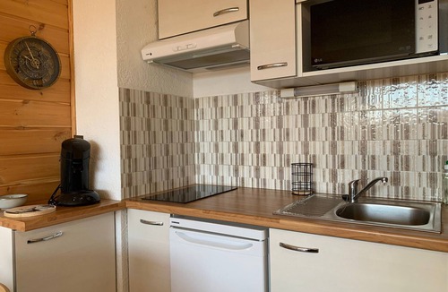 Pra Loup Apartment | Bright studio, mountain view - 4 guests