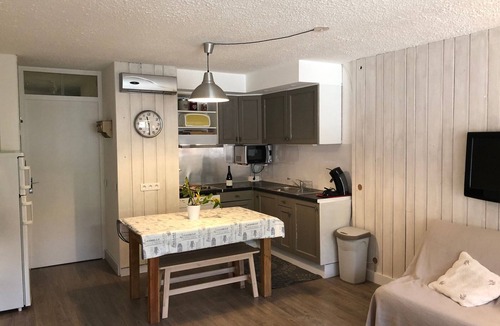 Pra Loup Apartment | Bright studio with parking 250m from the slopes
